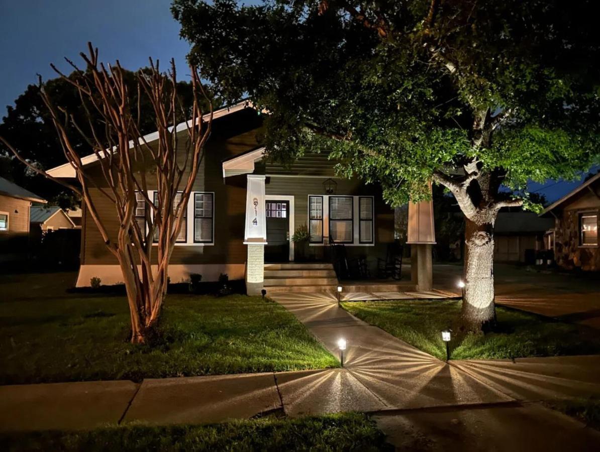 Relaxong House Of Glen Mills Villa ภายนอก รูปภาพ